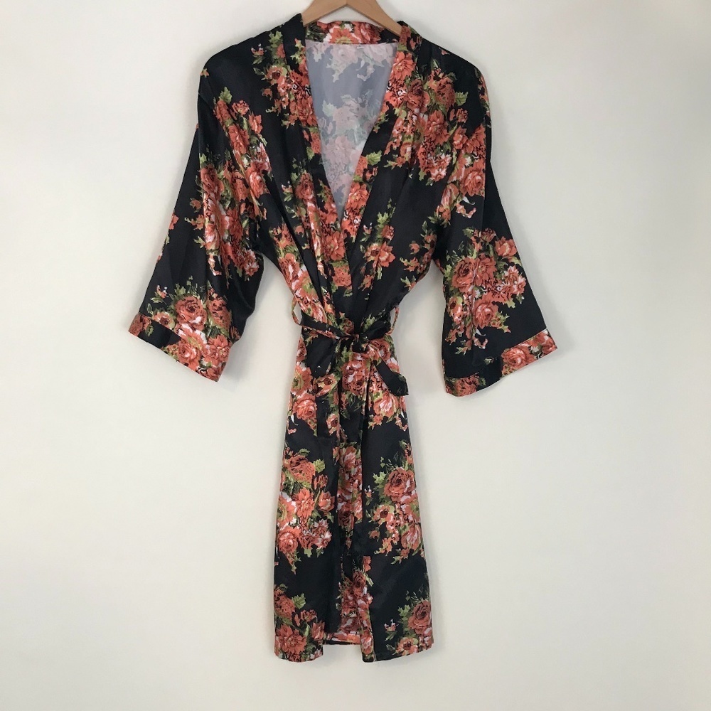 Floral satin Kimono